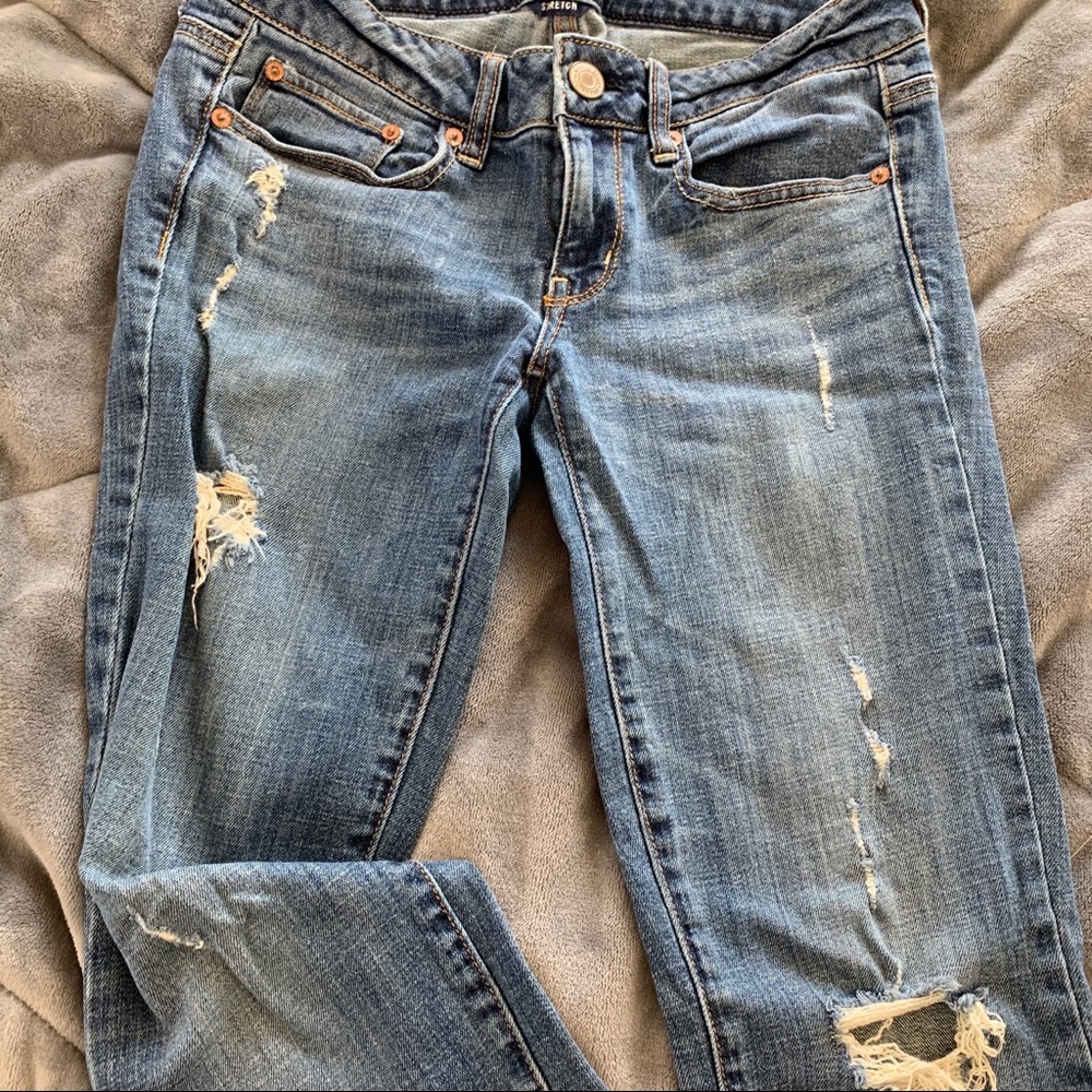 American Eagle ripped jeans